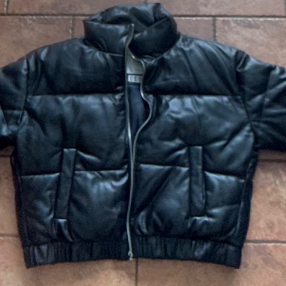 Abercrombie & Fitch Jackets & Blazers - Abercrombie & Fitch Ultra Collection Vegan Leather Puffer Jacket – Black (Size L